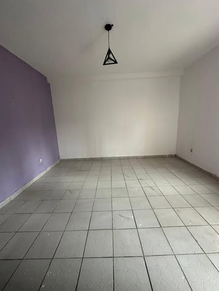 Appartement moderne à Logbesou, Douala