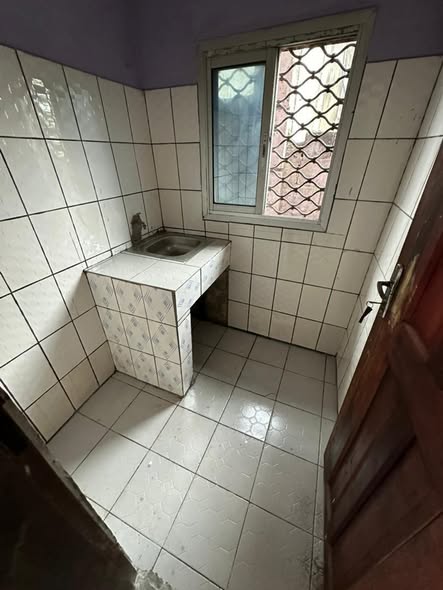 Appartement moderne à Logbesou, Douala
