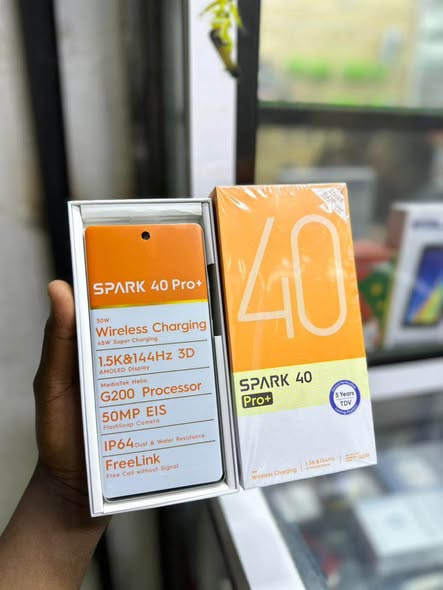 Tecno Spark 40 pro en promotion