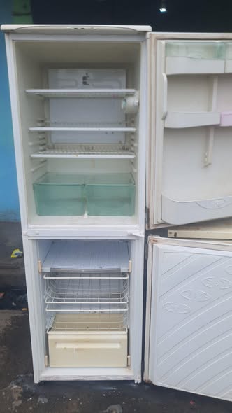 Frigo deux battant 320l à vendre