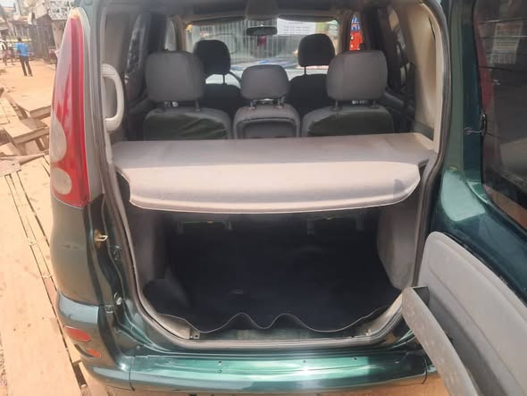 Toyota Yaris verso moteur vvti impeccable