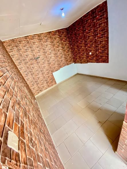 Chambre moderne à Mendong
