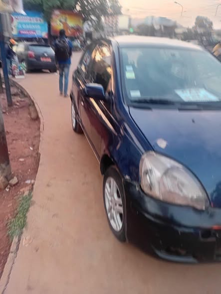 Toyota Yaris année 2005 à vendre