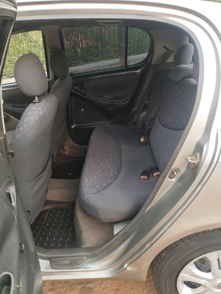 Yaris 2002 boîte manuelle