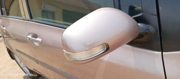 TOYOTA YARIS VITZ à vendre