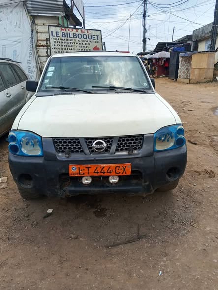 PICK-UP Nissan HABRODDy à vendre