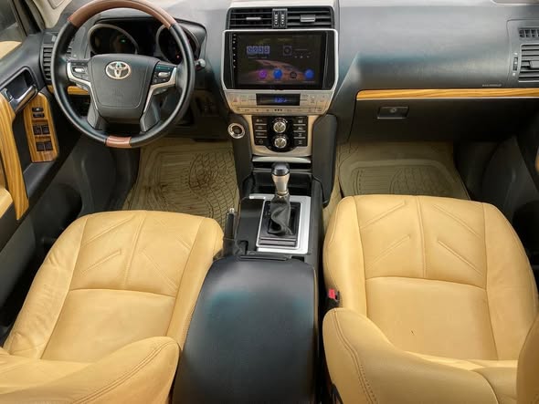 TOYOTA PRADO VX TUNÉ 2020