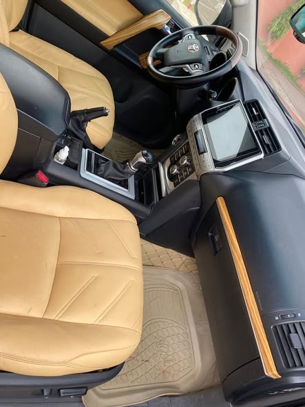 TOYOTA PRADO VX TUNÉ 2020
