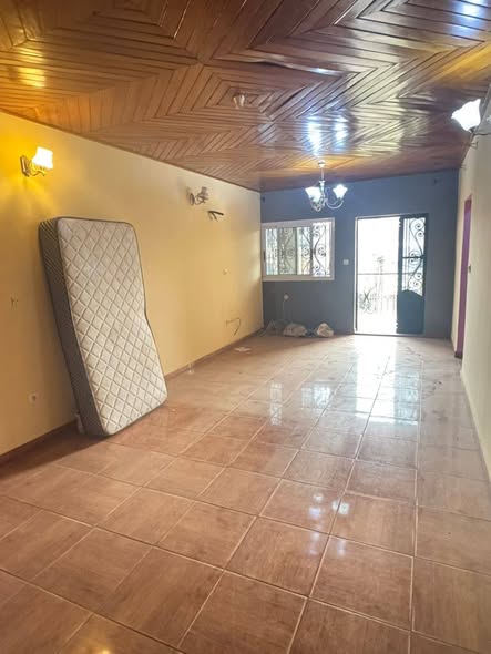 Appartement à louer à Douala PK12