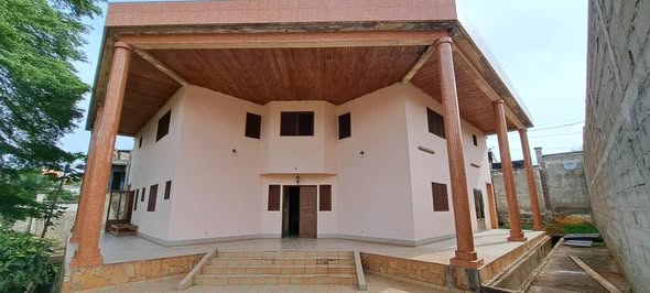 Duplex à vendre à Odza koweït