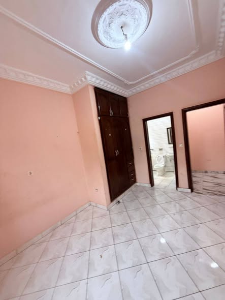 Appartement vip à louer à YDE Ngousso
