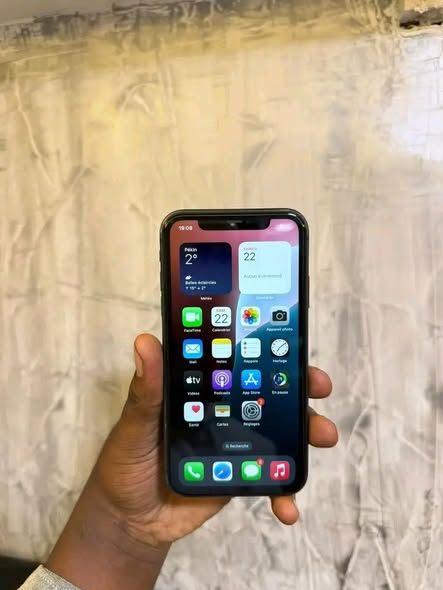 iPhone 11 simple 128 giga USA