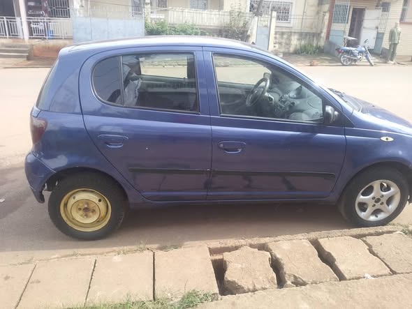 Toyota Yaris Manuel à vendre