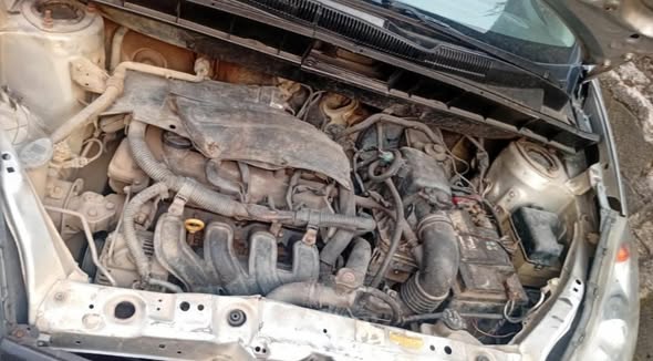 Cho cho Yaris verso Moteur essence Boite manuelle