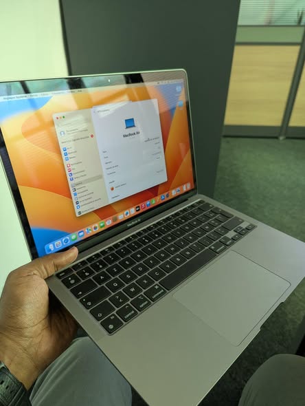 Apple MacBook Air M1 2020 8GB 512GB (NEUF)