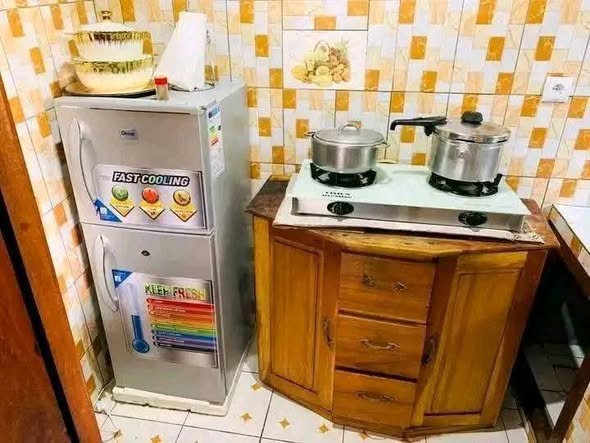 Studio meublé climatisé à louer