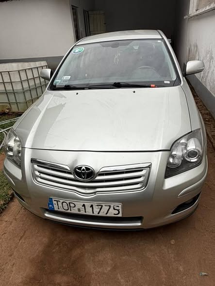 AVENSIS tête de cochon Année 2007