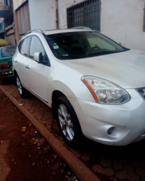 Nissan À Vendre Année 2010