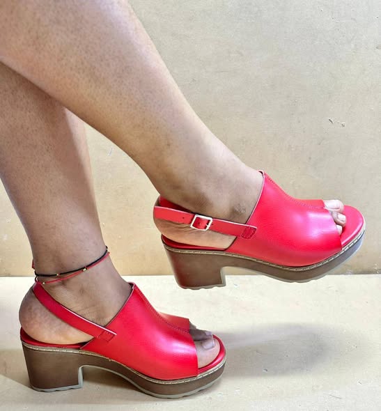 Chaussures à talons disponibles