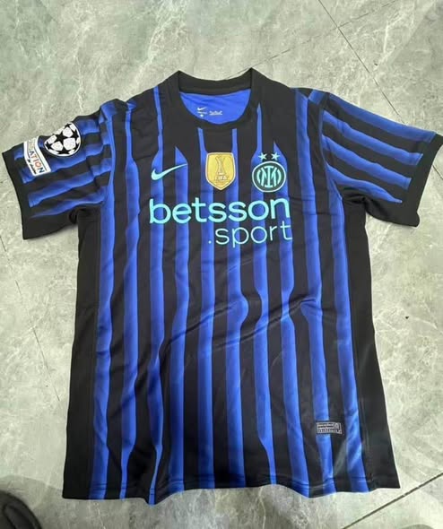 Maillots à vendre