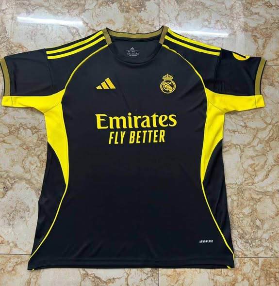 Maillots à vendre
