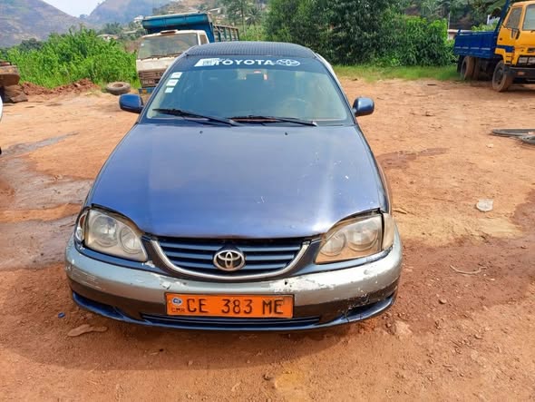 Avensis Berline en très bon état