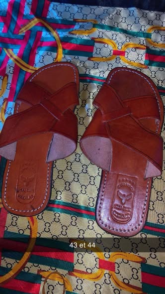 Sandales en cuir artisanales