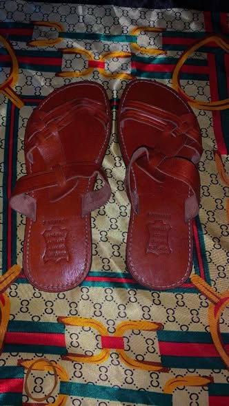 Sandales en cuir artisanales