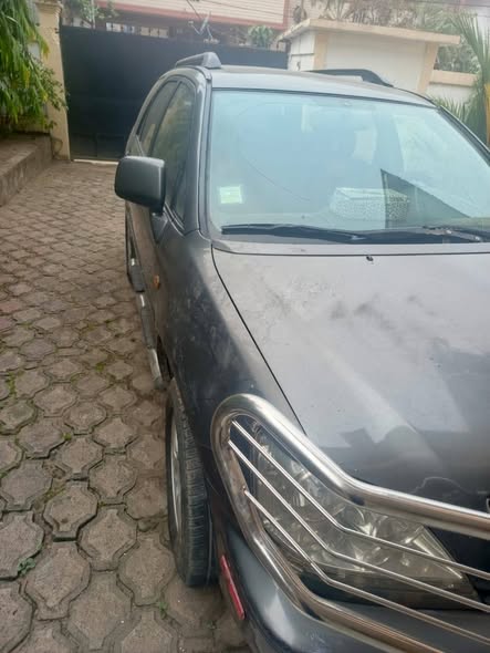 Lexus année 2002 moteur essence