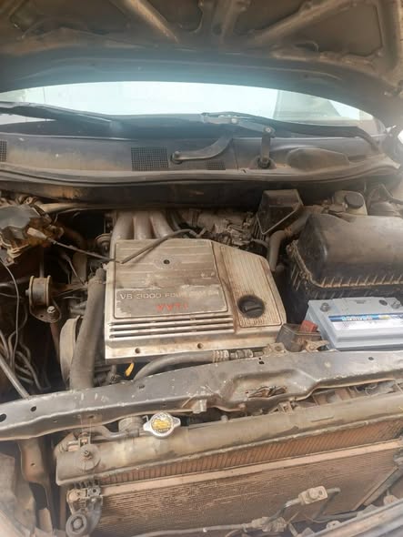 Lexus année 2002 moteur essence