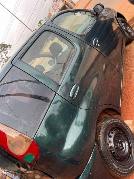 Yaris Verso à vendre à Yaoundé