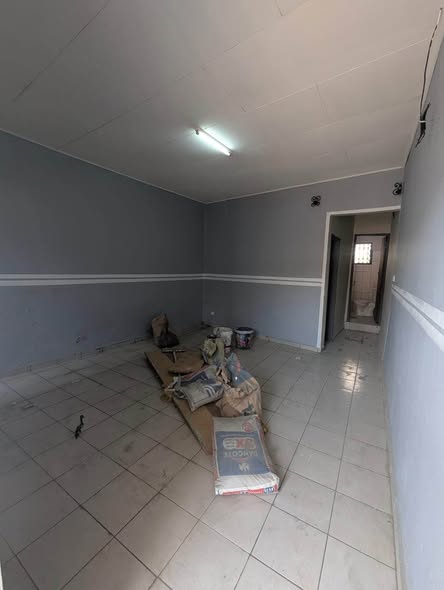Studio moderne à louer à Efoulan