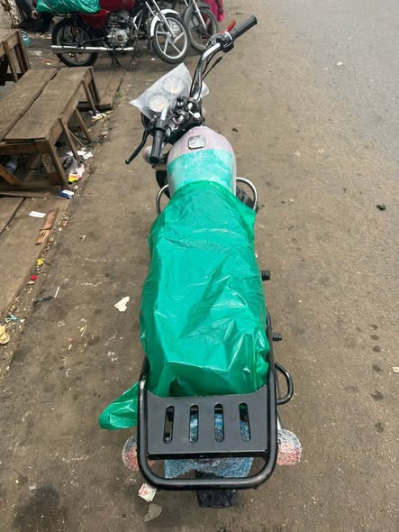 Moto en très bonne état à Douala
