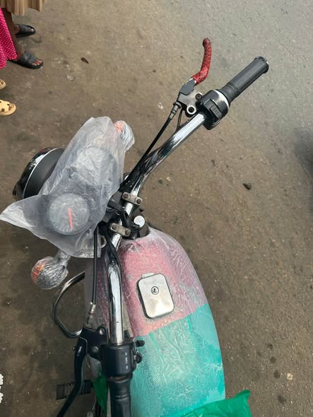 Moto en très bonne état à Douala