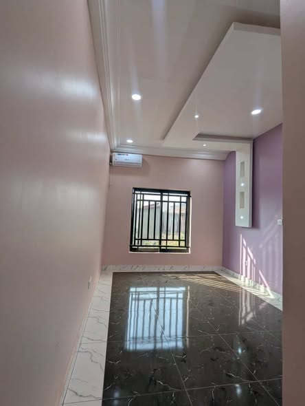 Appartement moderne à louer à Odza