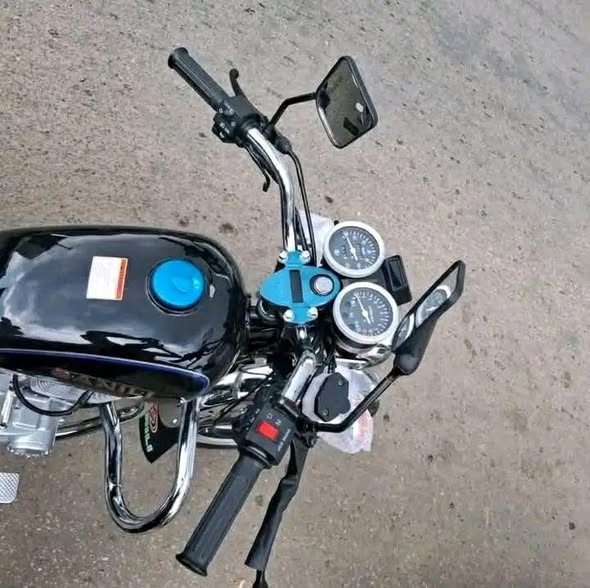 MOTO SANILI à vendre urgent