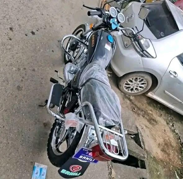 MOTO SANILI à vendre urgent