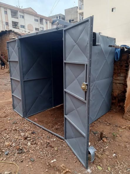 Fabrication de kiosques sur commande