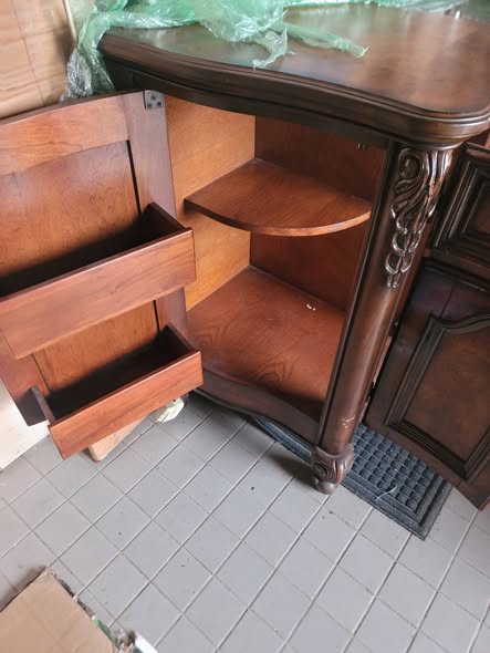 Buffet de style Louis XIV