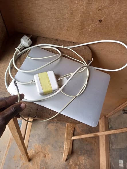 Mini MacBook Air 2011 à vendre