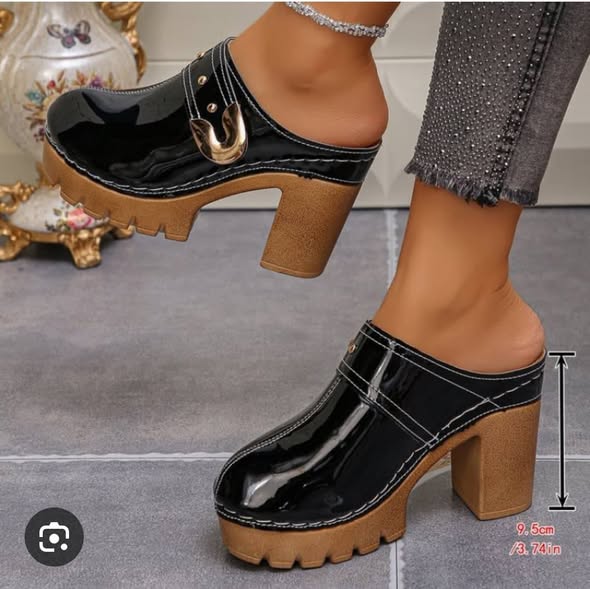 Chaussures à talons disponibles