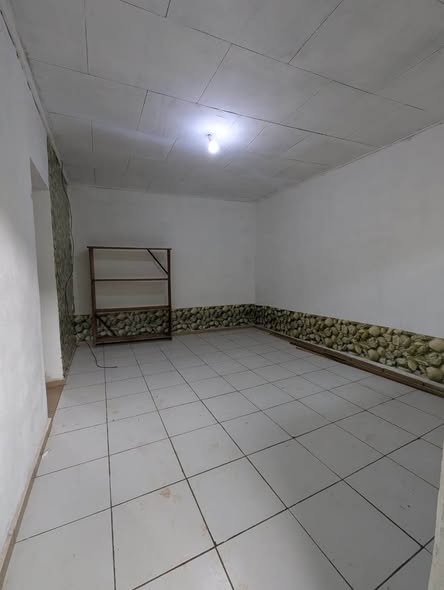 Studio moderne à louer à nsam escale obam