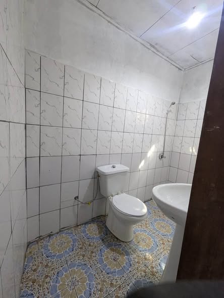 Studio moderne à louer à nsam escale obam