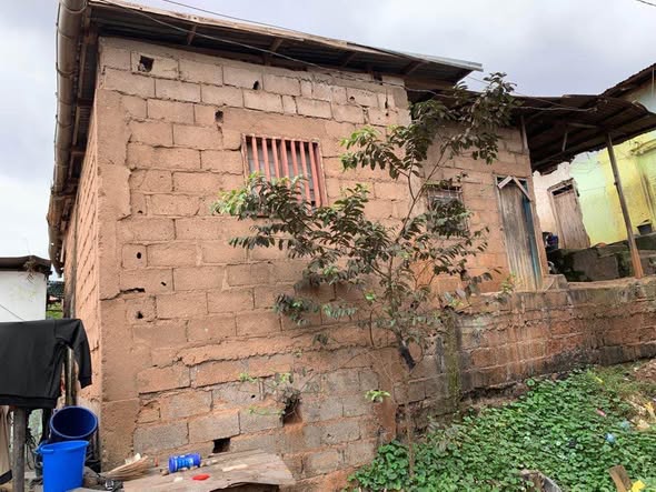 Maison plus terrain à vendre à Yaounde