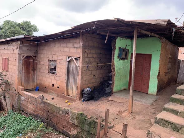 Maison plus terrain à vendre à Yaounde