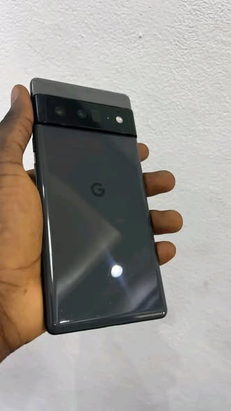 Google Pixel 6 Pro avec accessoires