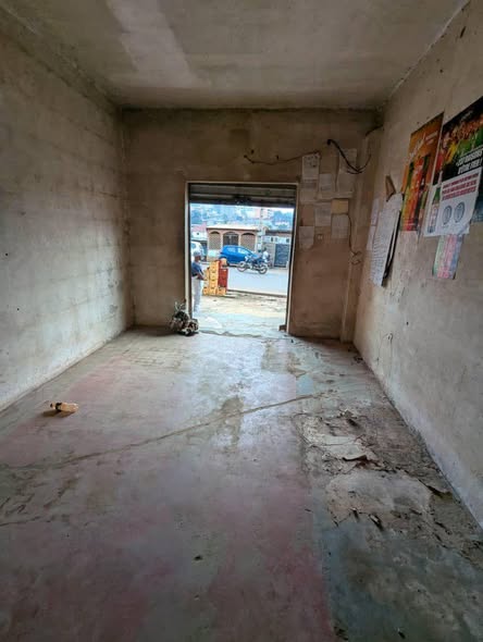 Boutique à louer à Biyemassi