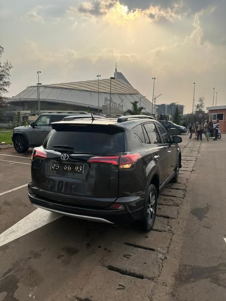 URGENT Rav 4, 2018 à vendre