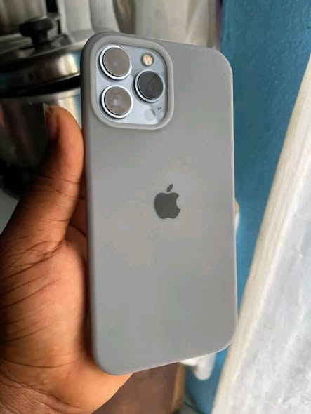 Iphone 13 pro 128g à vendre