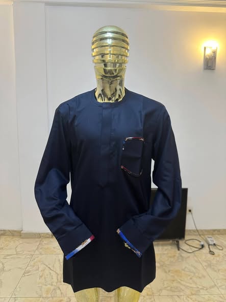 Tuniques Afritudes disponibles à Douala
